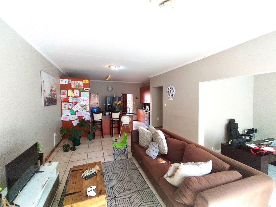 3 Bedroom Property for Sale in Langenhovenpark Free State